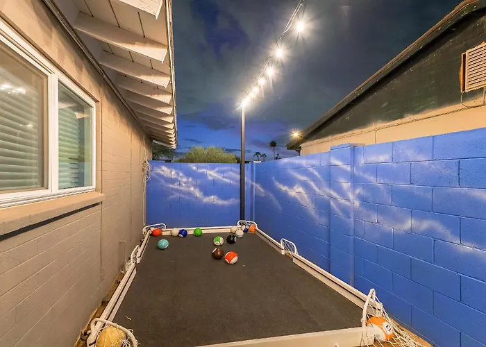 Exquisite 3br Retreat With Private Pool