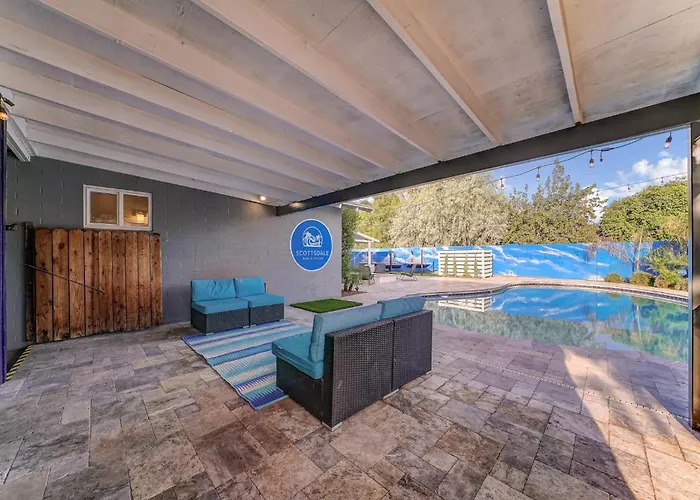 Exquisite 3br Retreat With Private Pool Holiday home