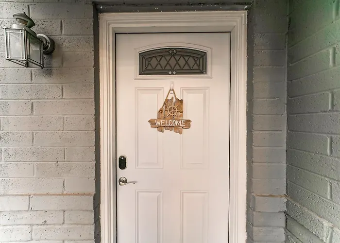 Holiday home Exquisite 3br Retreat With Private Pool *